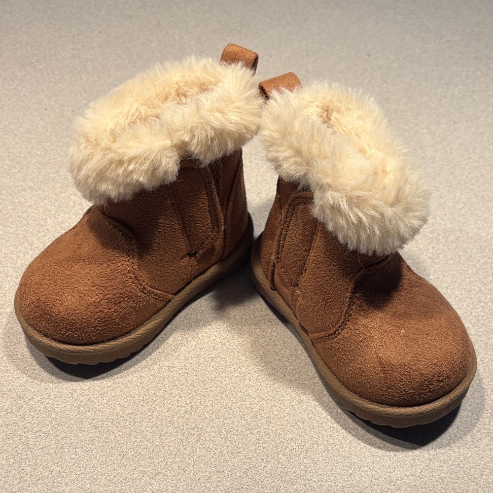 Wonder Nation Brown Faux Fur Lined Boots